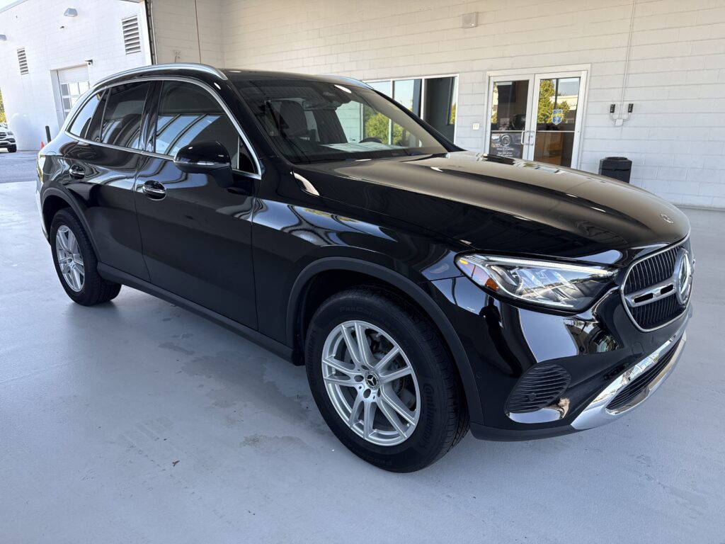 2025 Mercedes-Benz  GLC 300