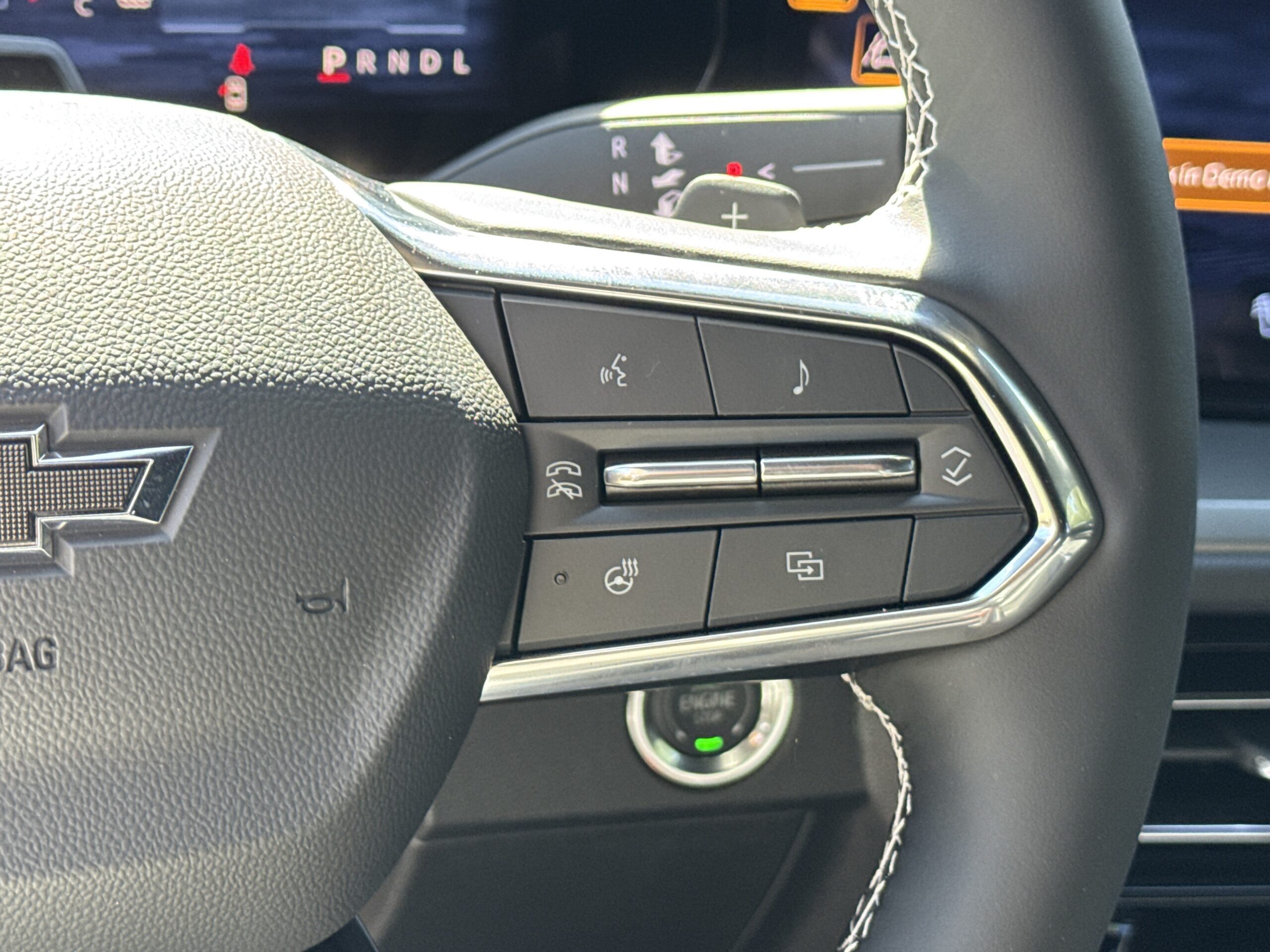 2027 Chevrolet Traverse FWD LT