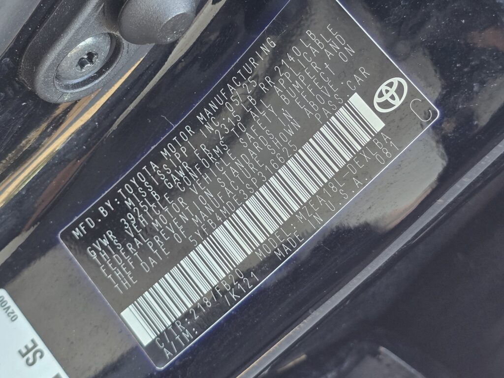 2025 Toyota Corolla LE