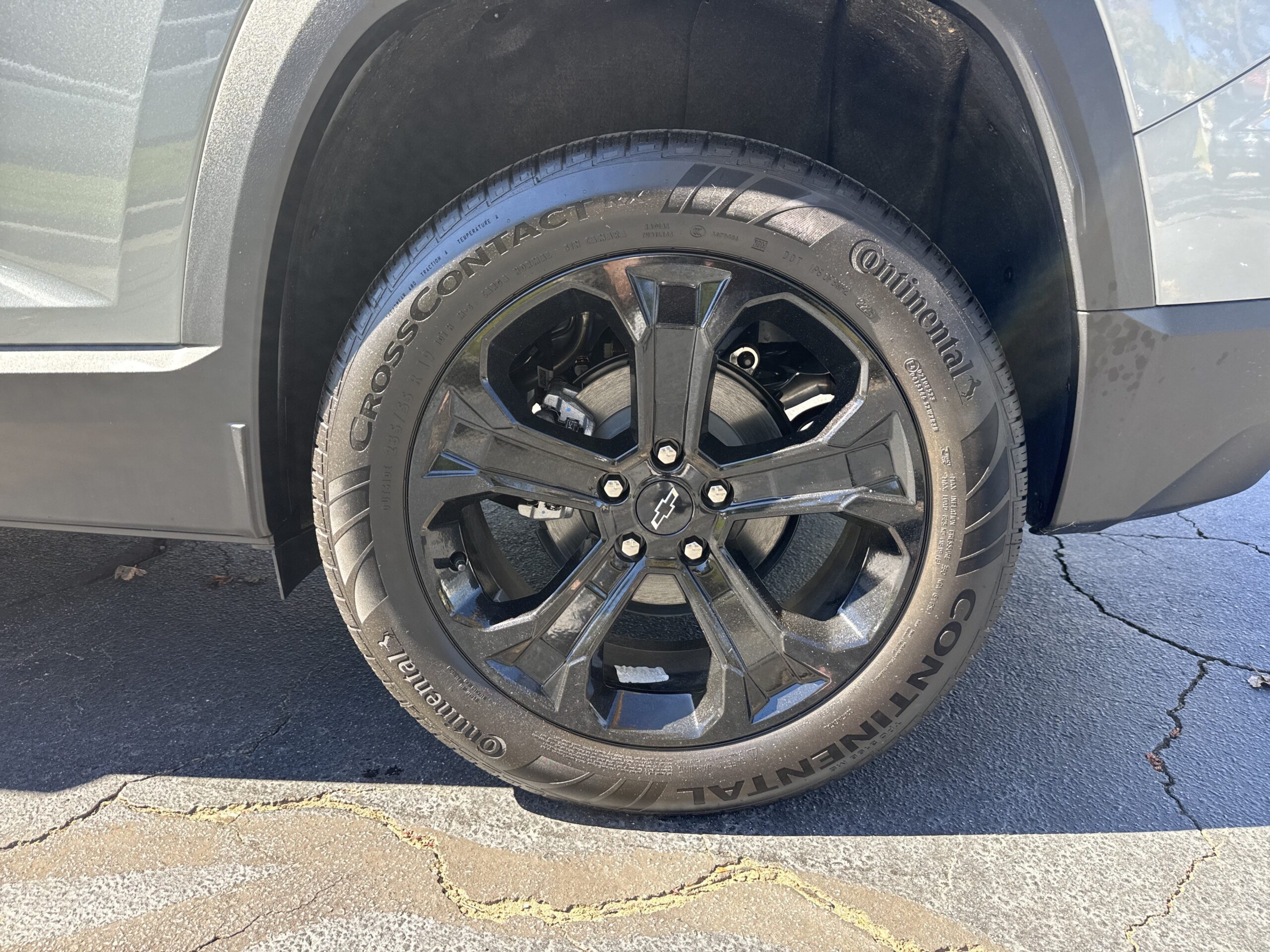 2027 Chevrolet Equinox FWD LT