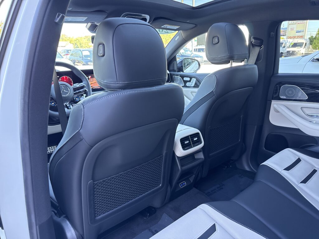 2027 Mercedes-Benz  AMG GLE 53e