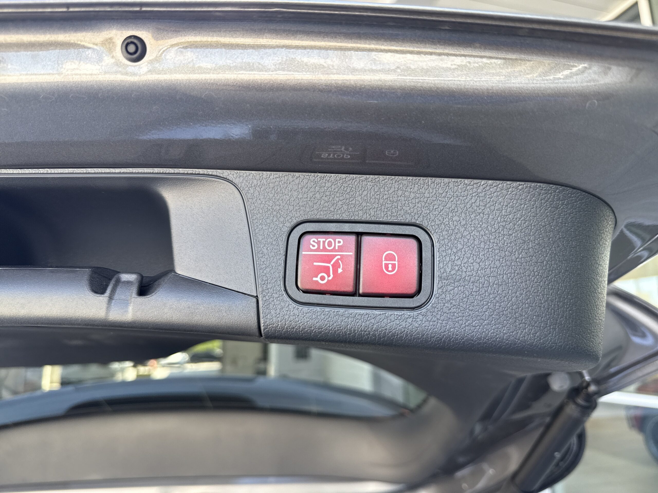 2026 Mercedes-Benz  GLB 250
