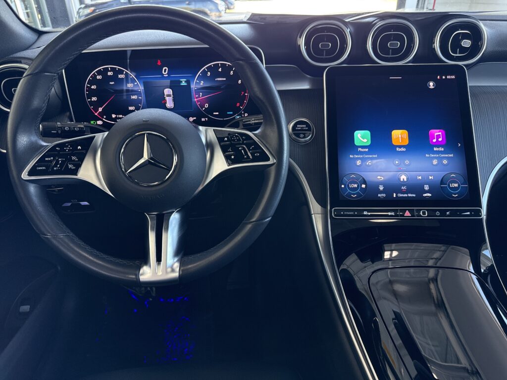 2025 Mercedes-Benz  GLC 300