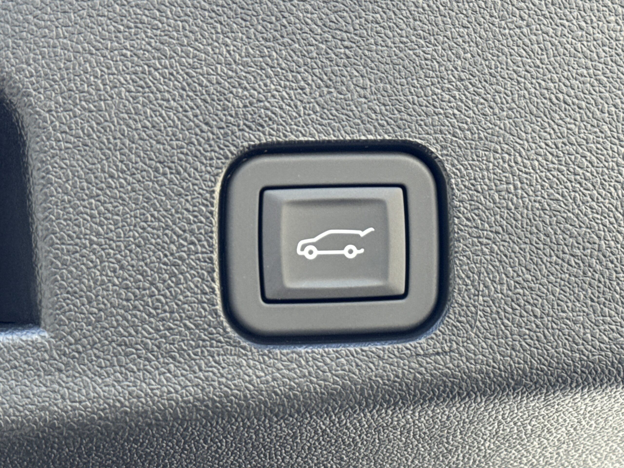 2027 Chevrolet Traverse FWD RS