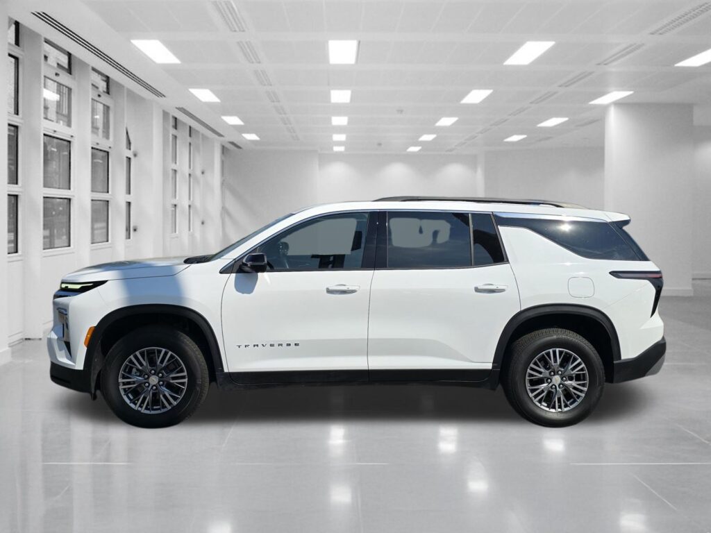 2026 Chevrolet Traverse FWD LT