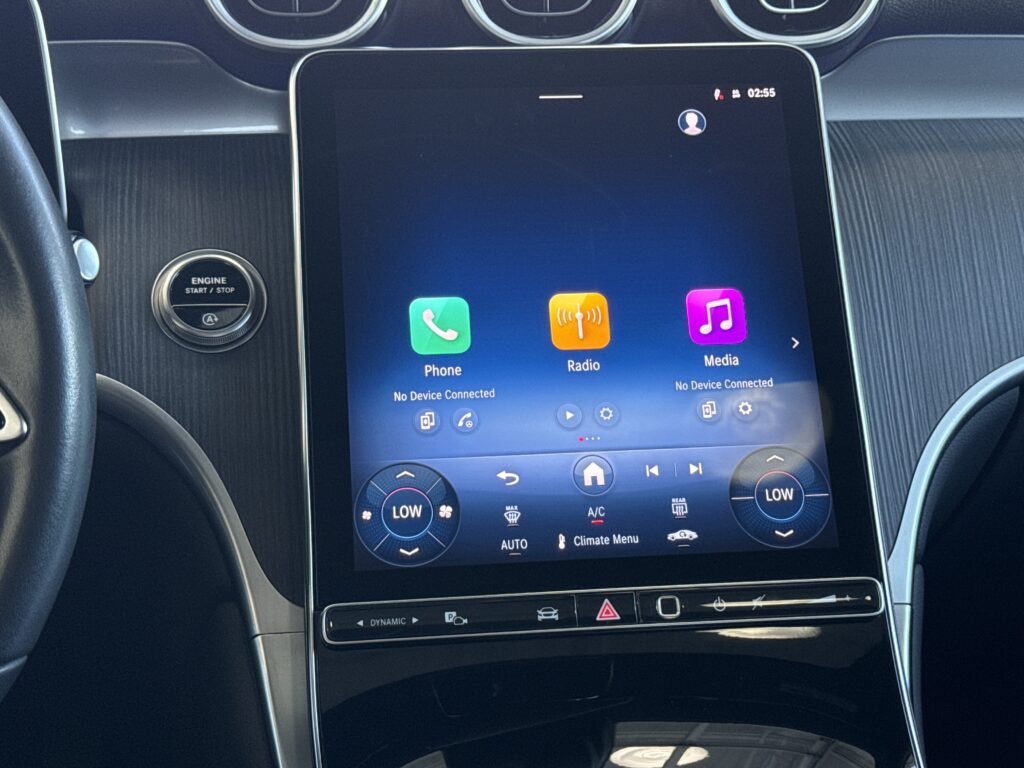 2025 Mercedes-Benz  GLC 300