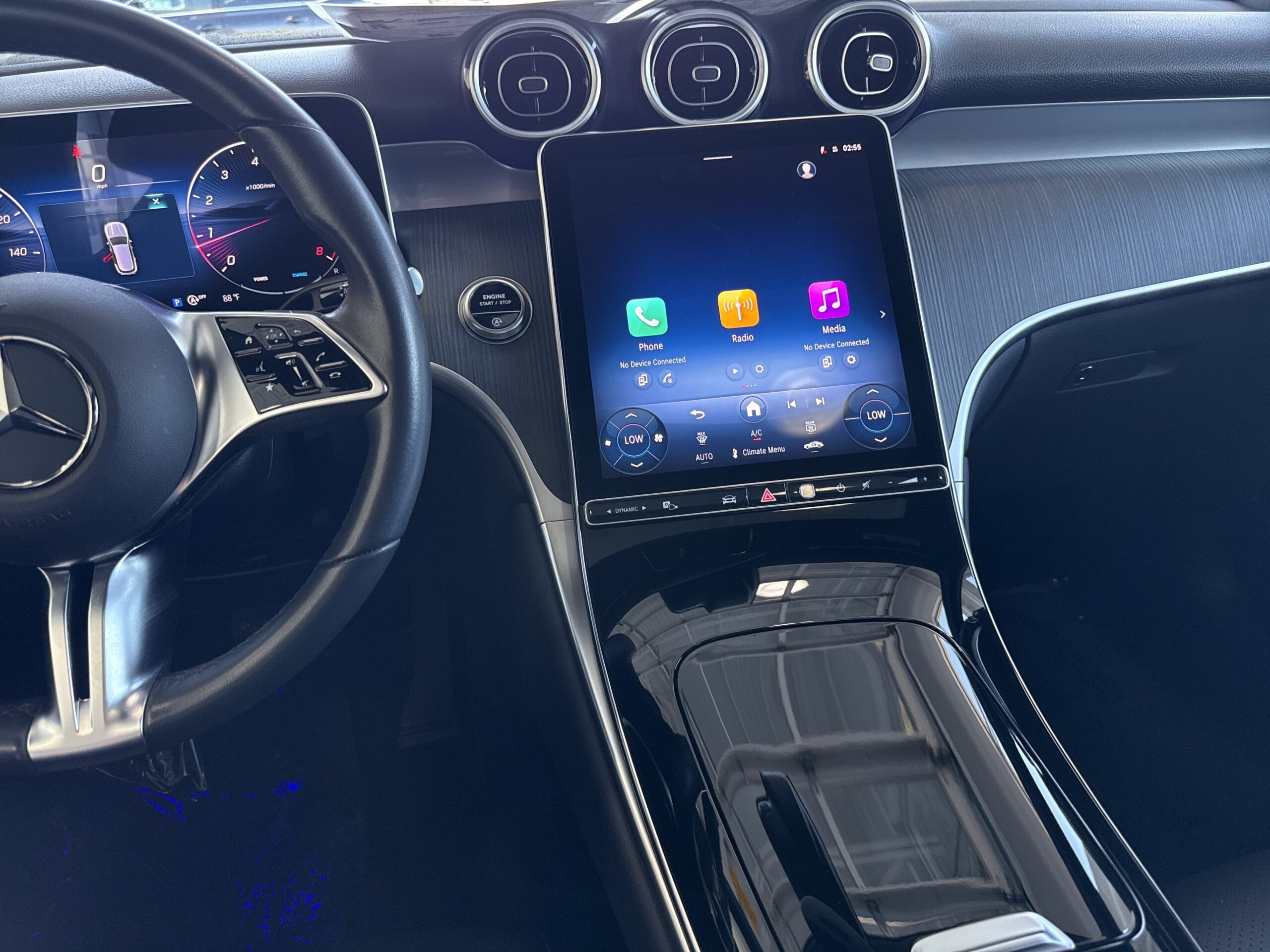 2025 Mercedes-Benz  GLC 300