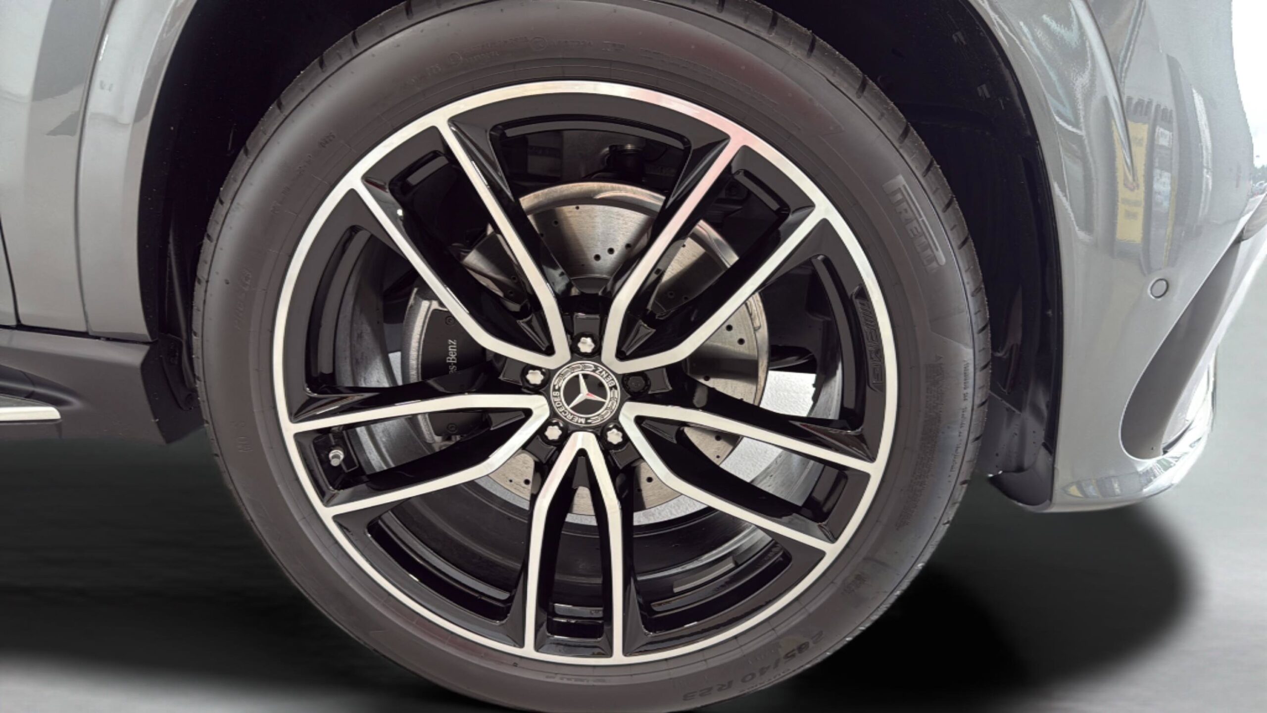 2026 Mercedes-Benz  GLS 450