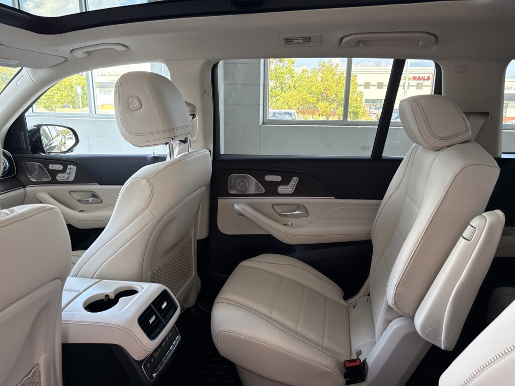 2027 Mercedes-Benz  GLS 450