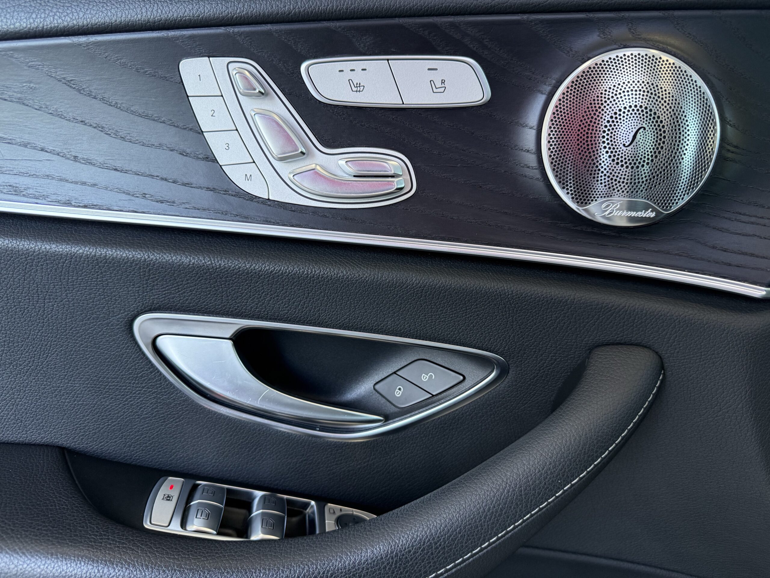 2018 Mercedes-Benz  E 300