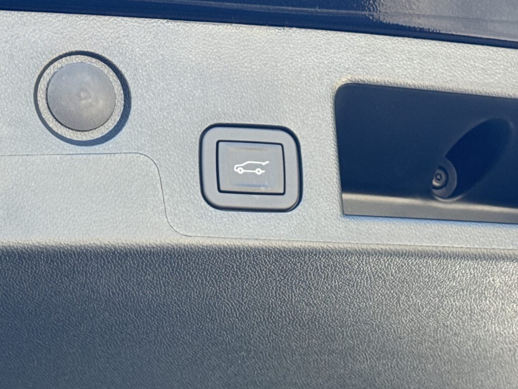 2027 Chevrolet Equinox AWD LT