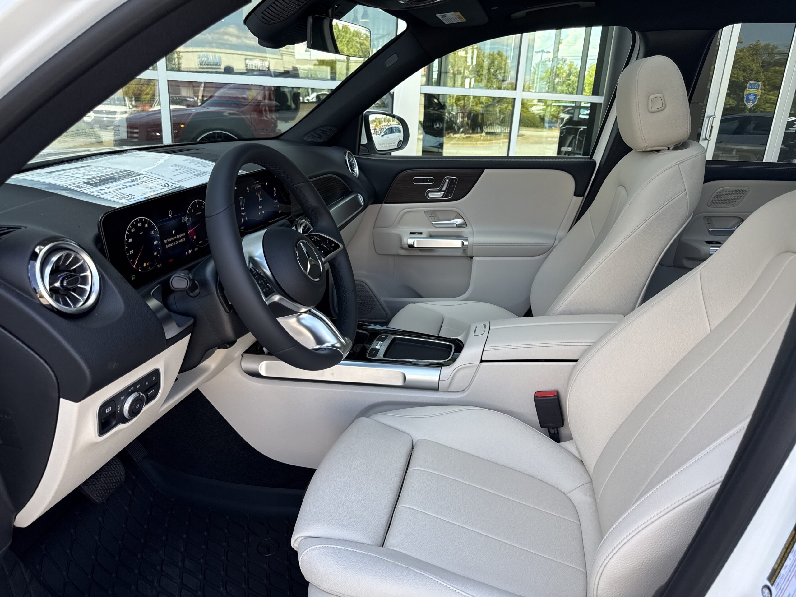 2026 Mercedes-Benz  GLB 250
