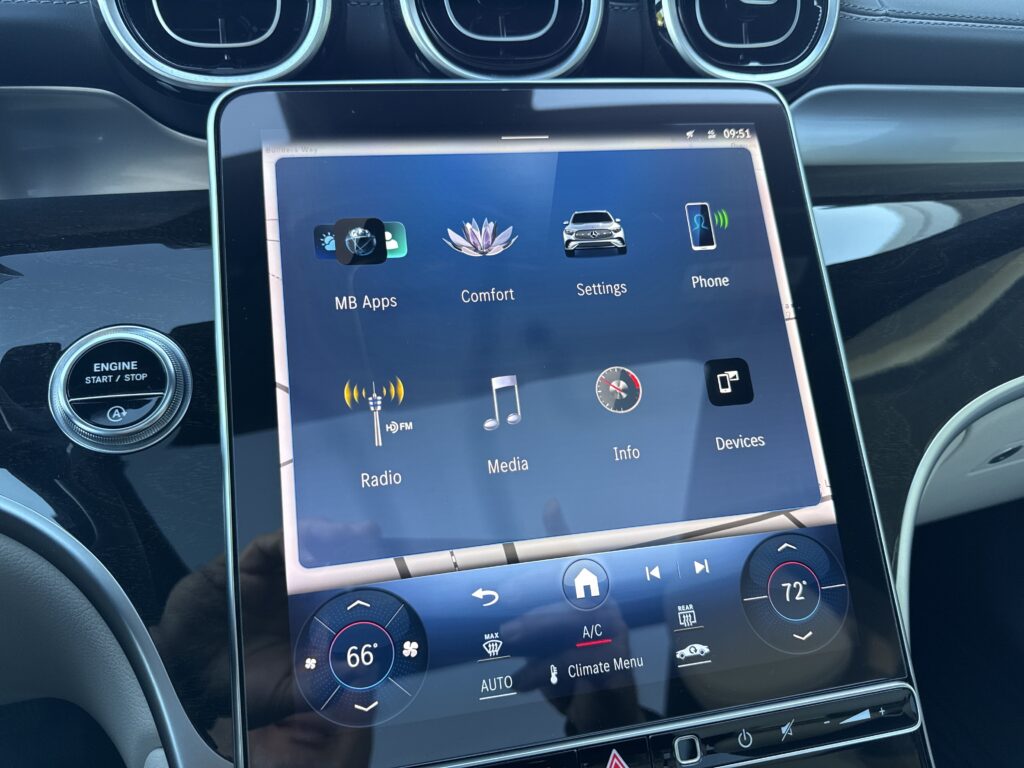 2024 Mercedes-Benz  GLC 300