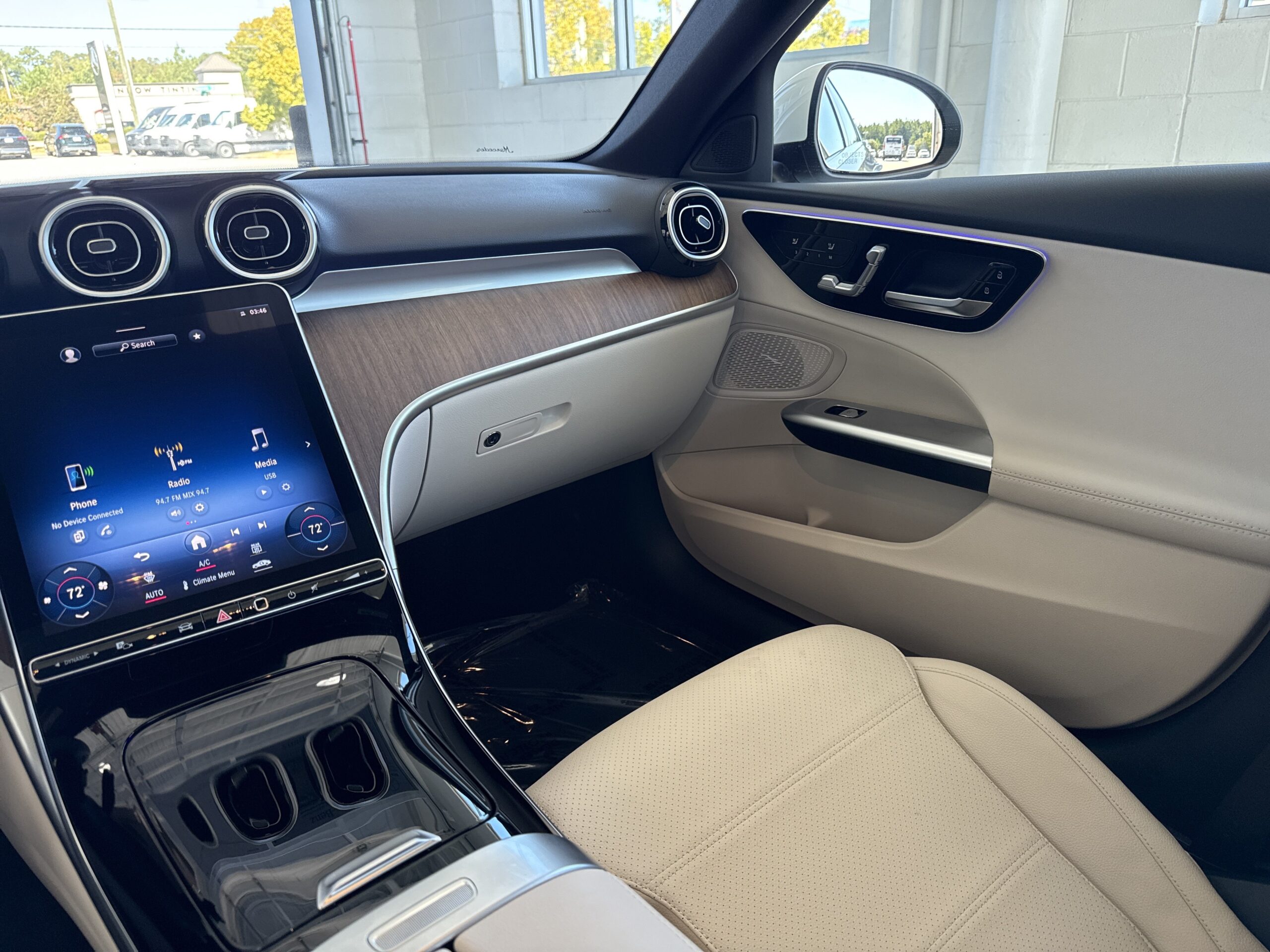 2024 Mercedes-Benz  C 300