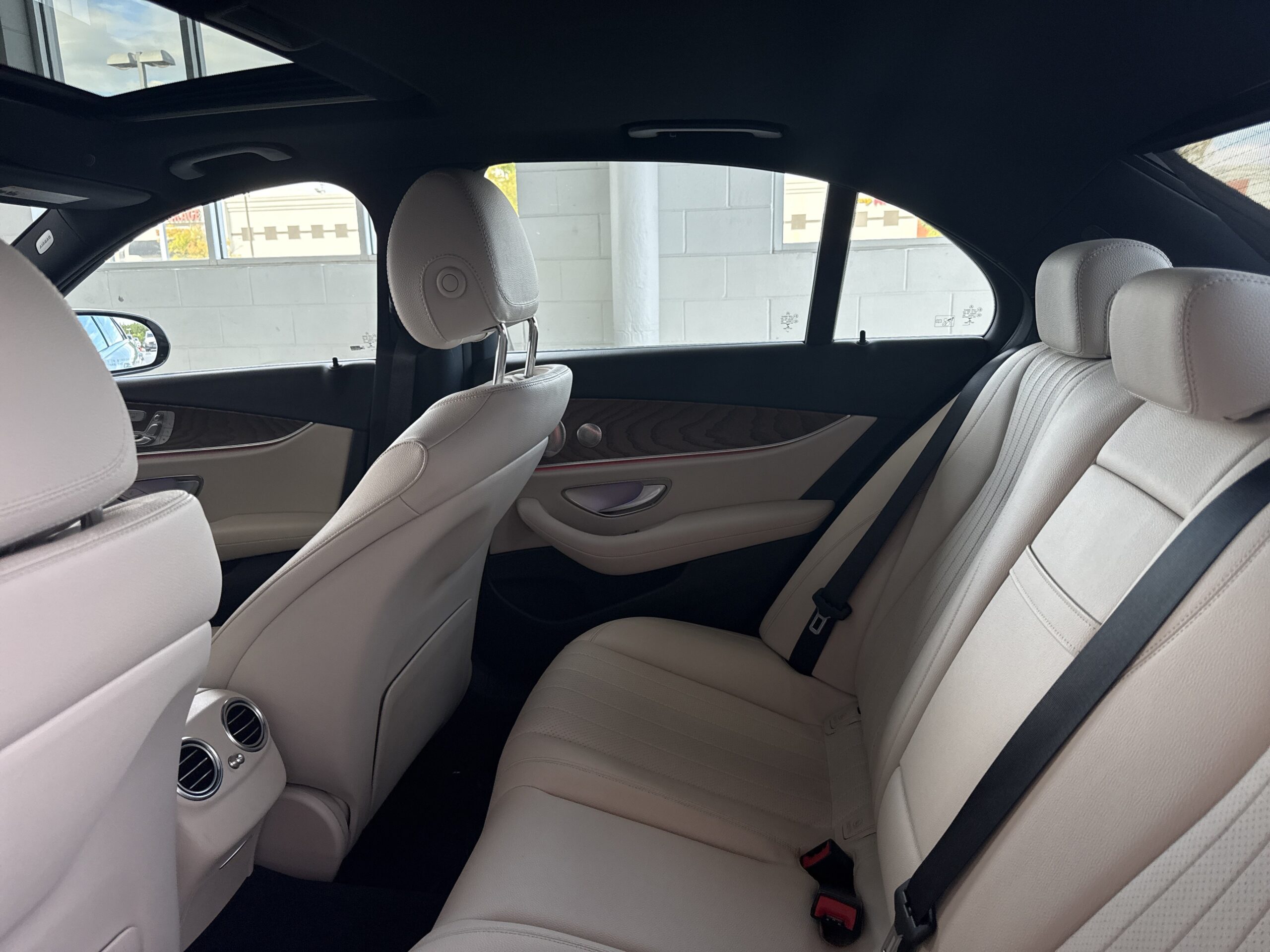 2022 Mercedes-Benz  E 350