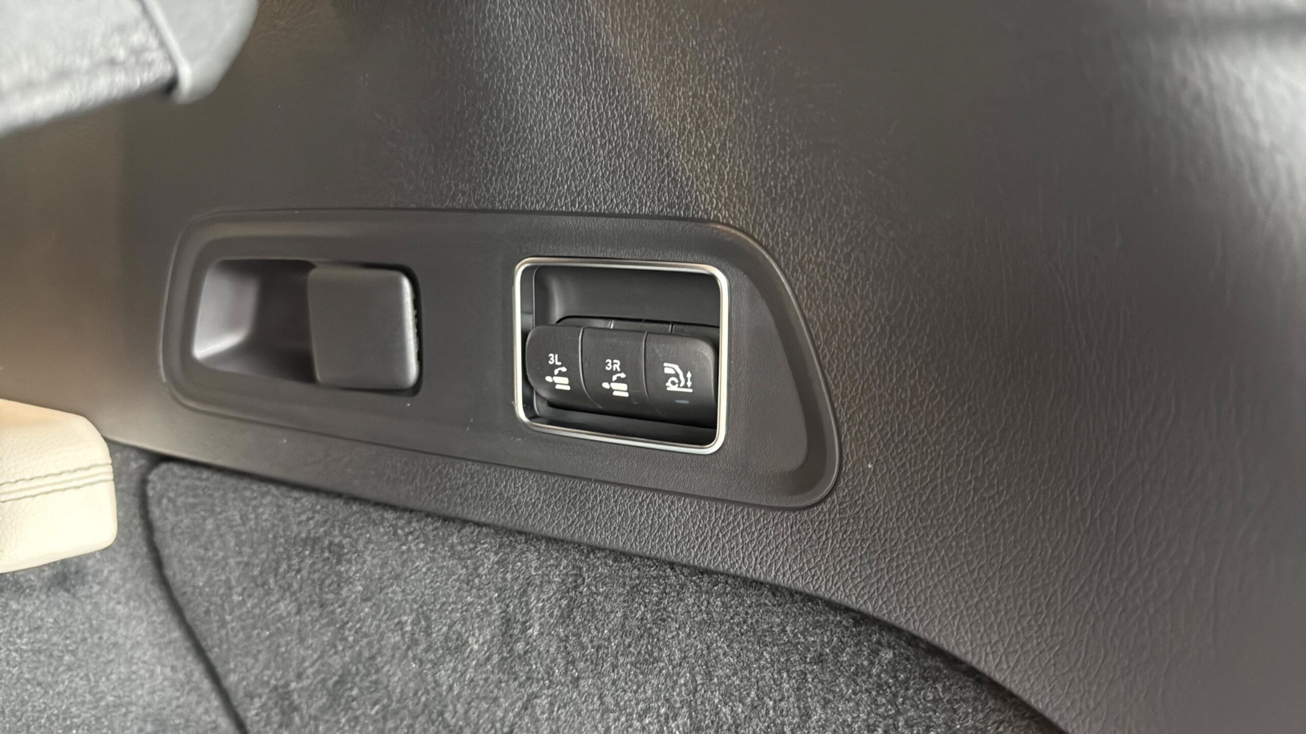 2026 Mercedes-Benz  GLS 450