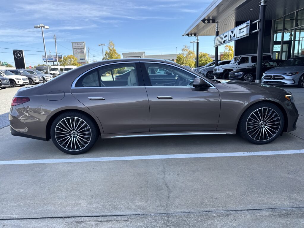 2027 Mercedes-Benz  E 450
