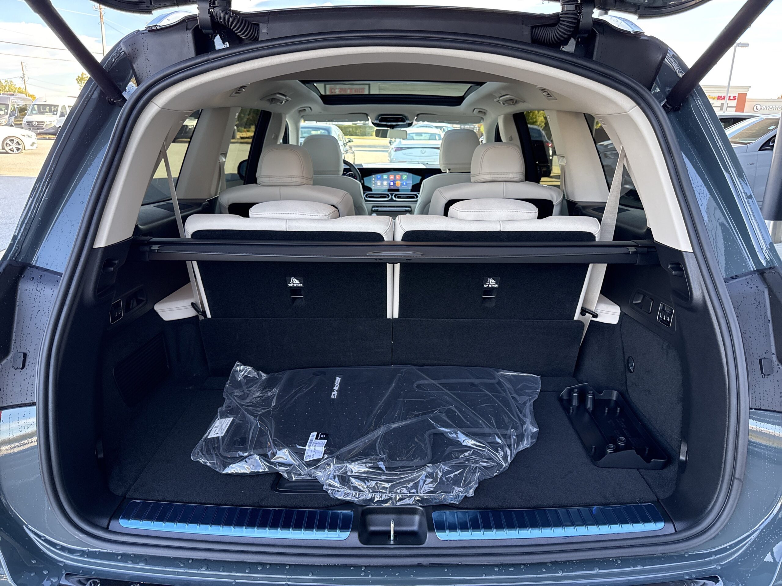 2027 Mercedes-Benz  GLS 450