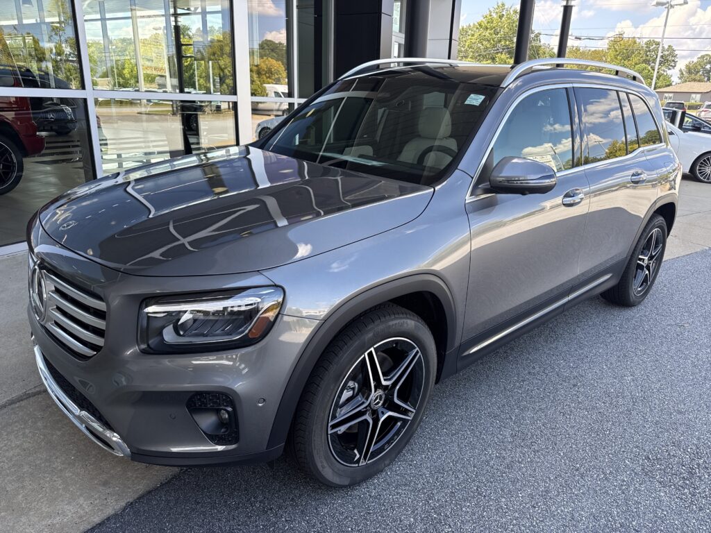 2026 Mercedes-Benz  GLB 250