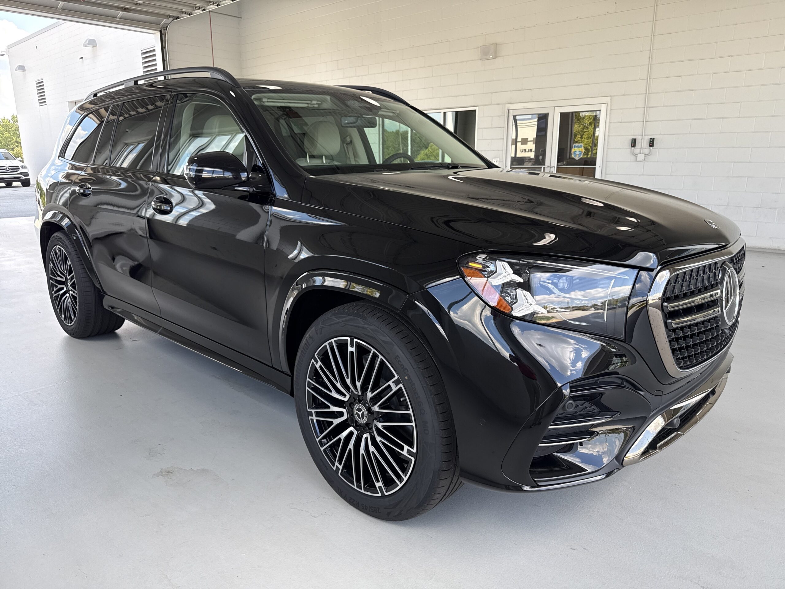 2027 Mercedes-Benz  GLS 450