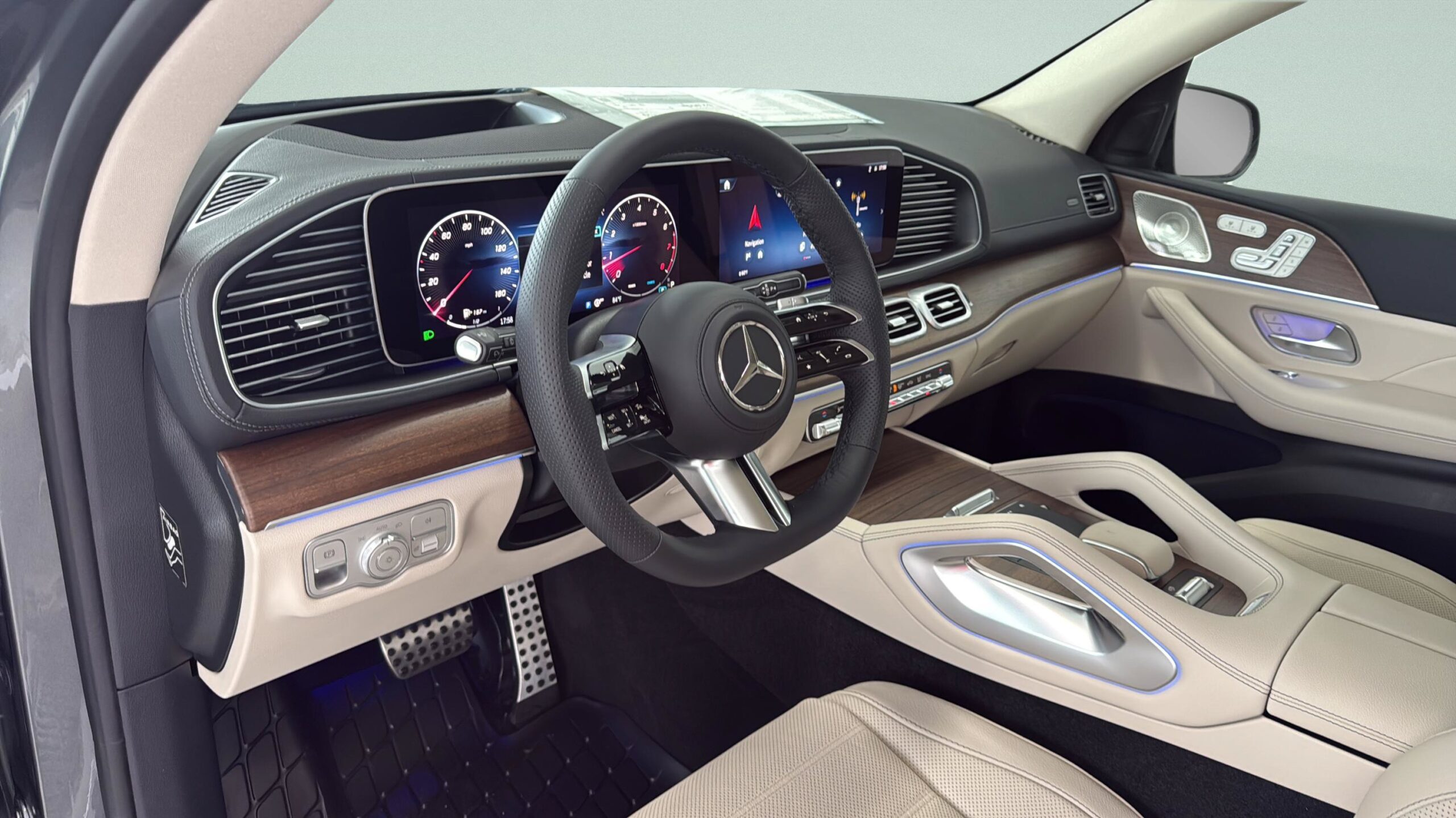 2026 Mercedes-Benz  GLS 450