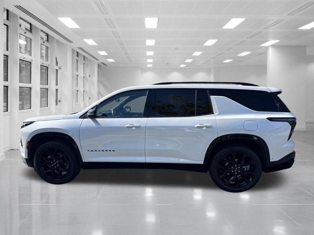 2025 Chevrolet Traverse FWD RS