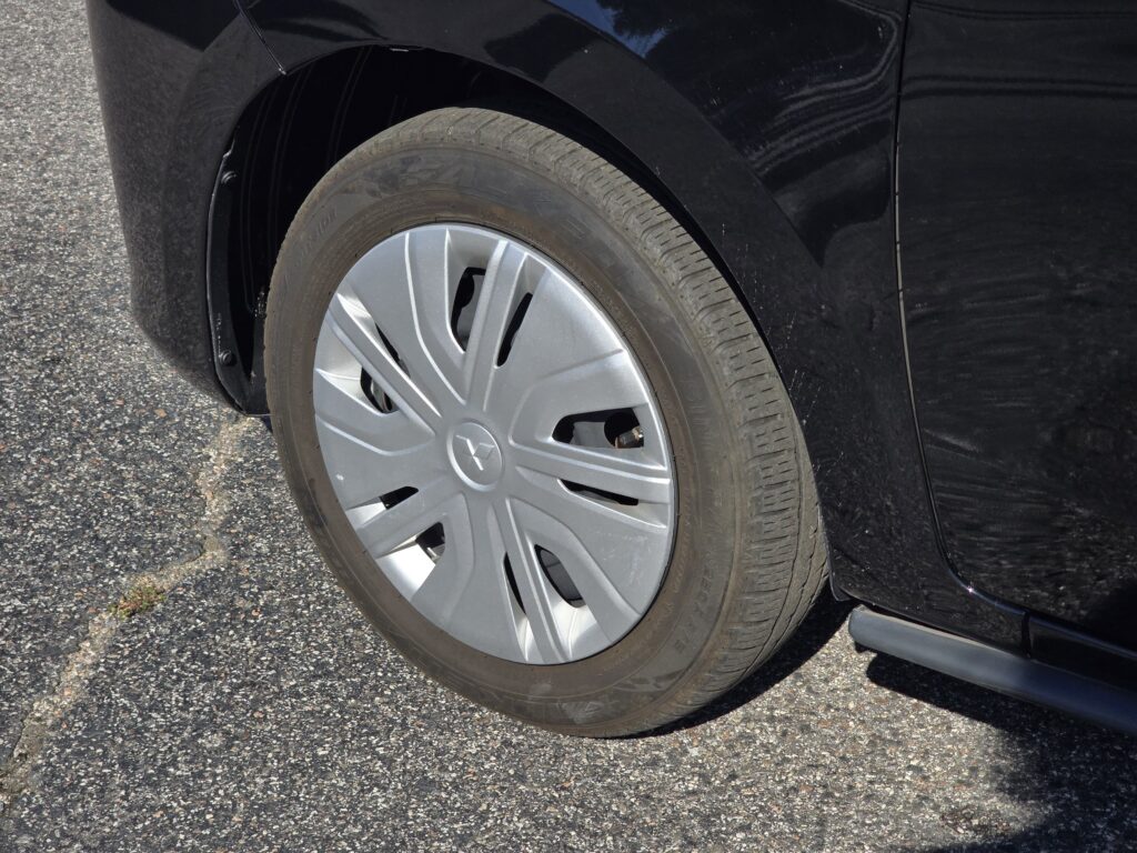 2024 Mitsubishi Mirage G4 LE