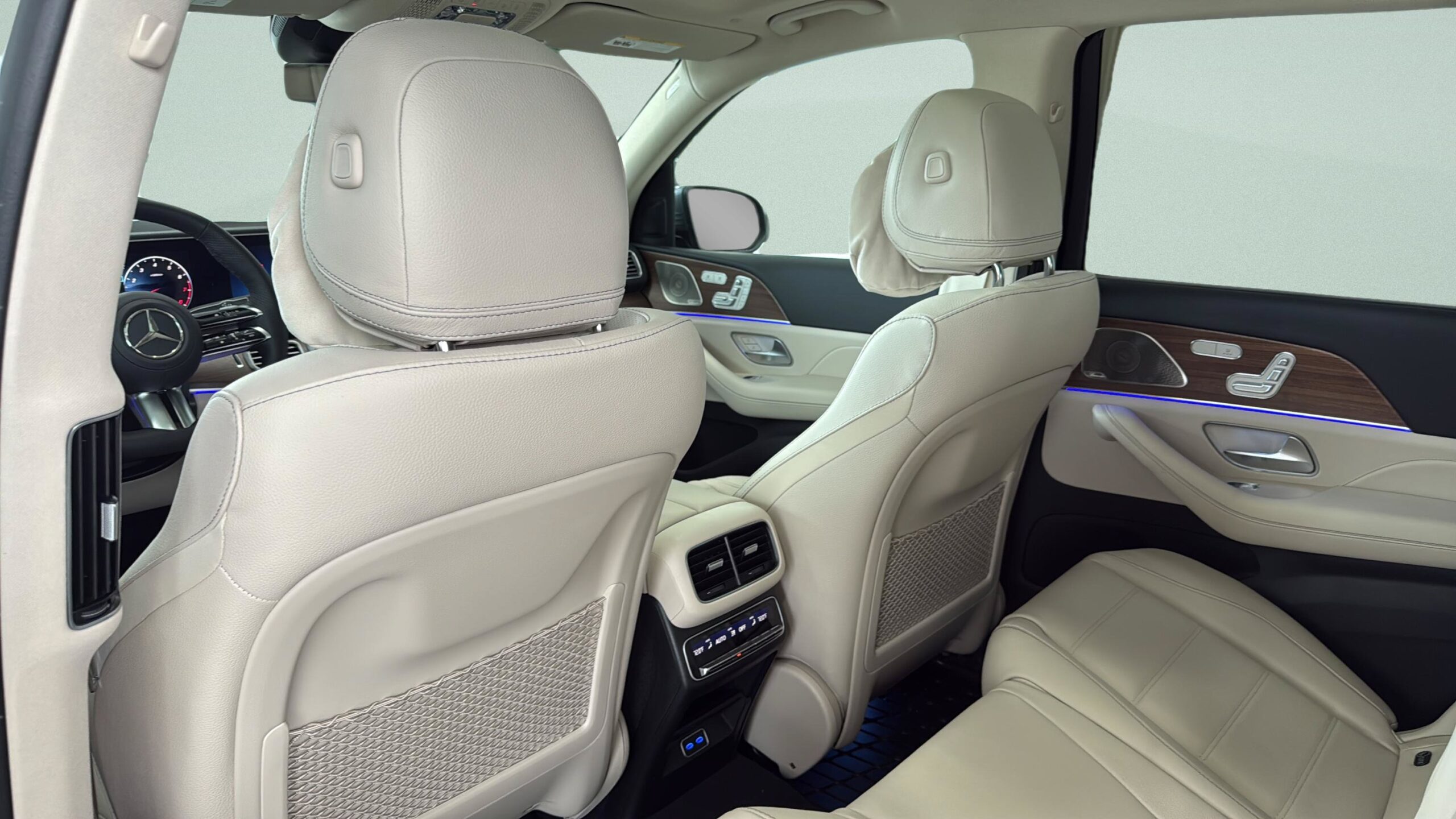 2026 Mercedes-Benz  GLS 450