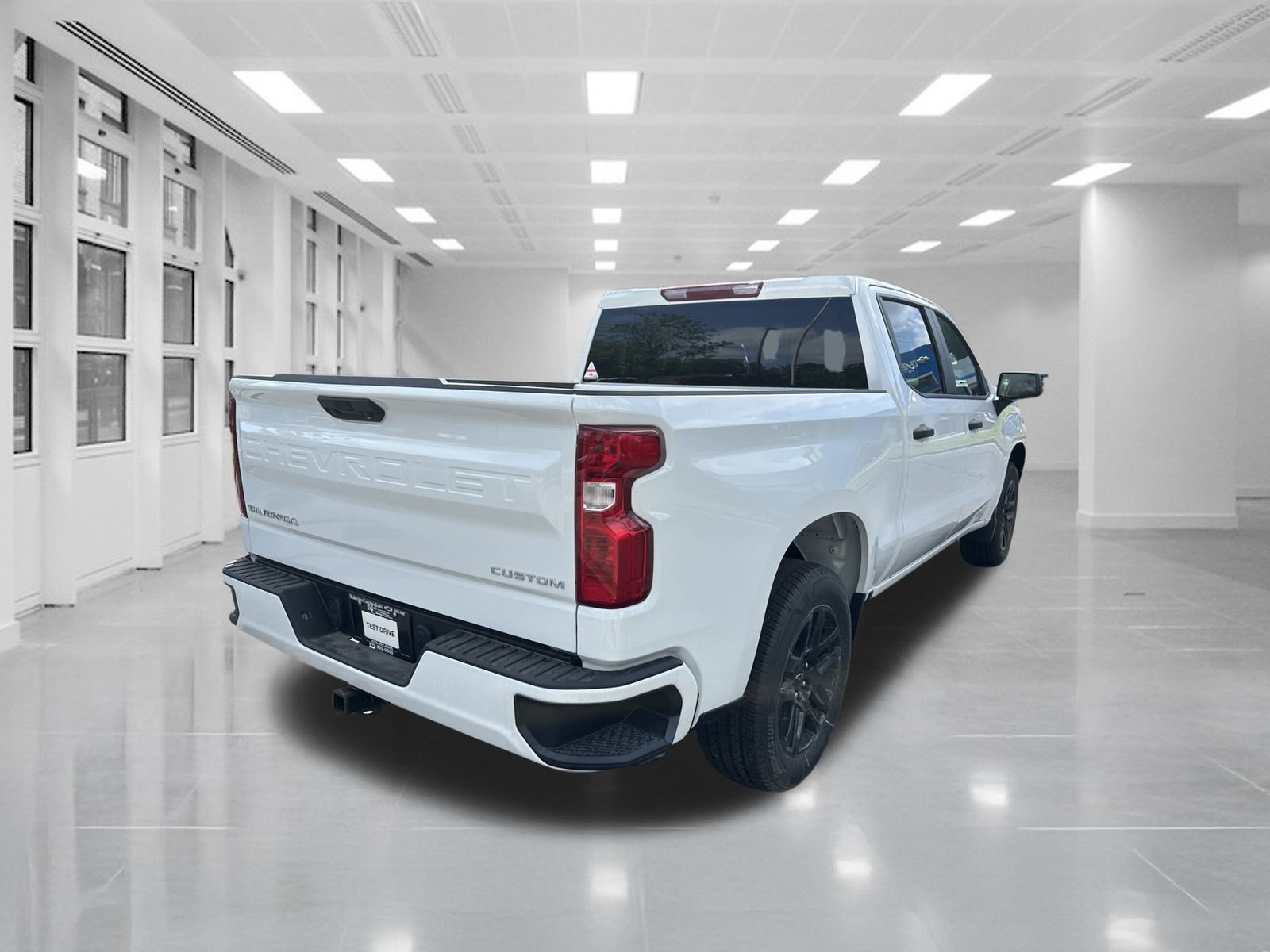 2025 Chevrolet Silverado 1500 Custom