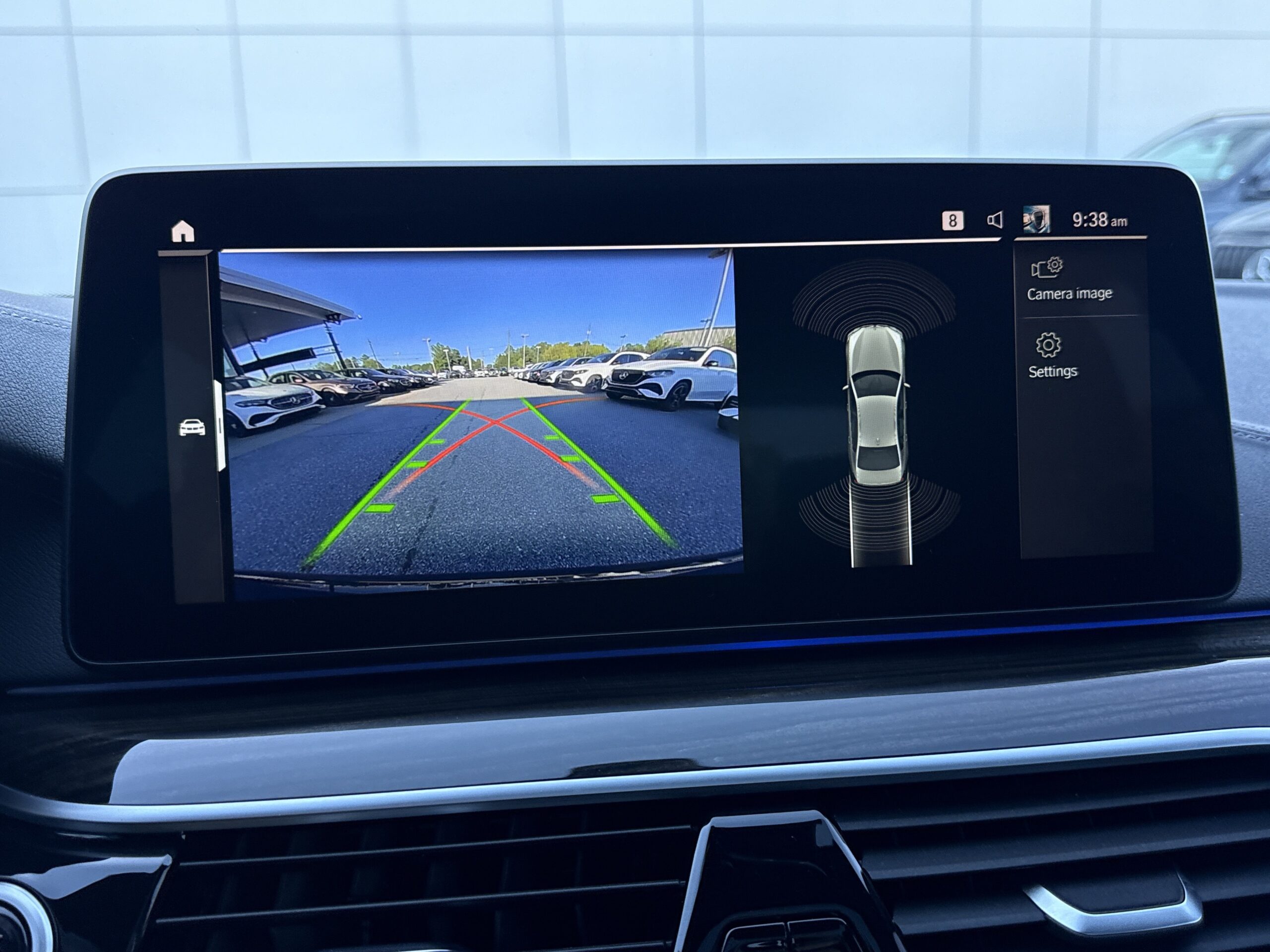 2022 BMW  M550i xDrive