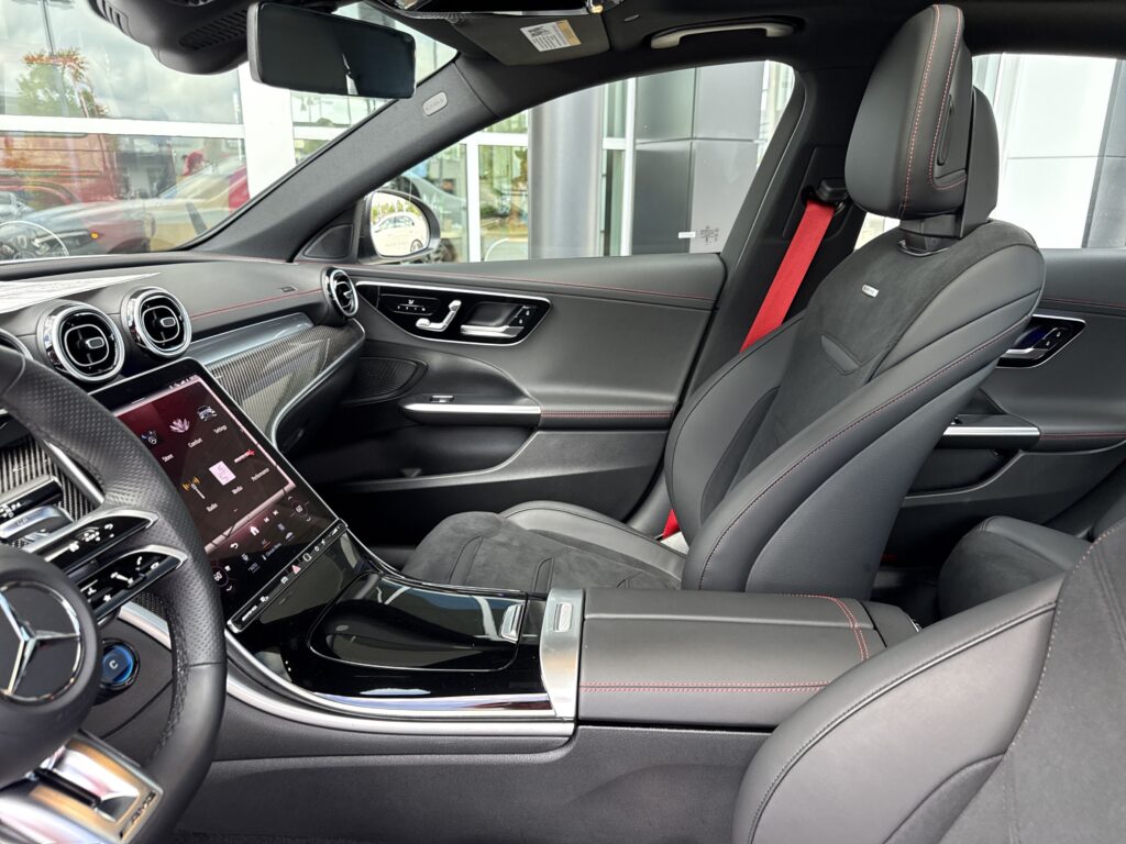 2024 Mercedes-Benz  AMG C 43