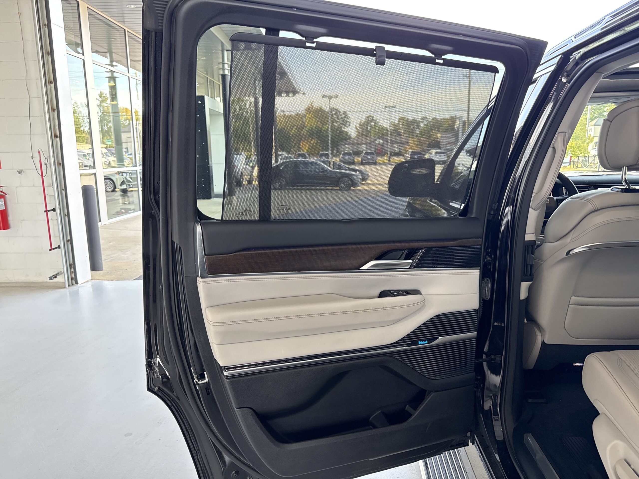 2024 Jeep Grand Wagoneer