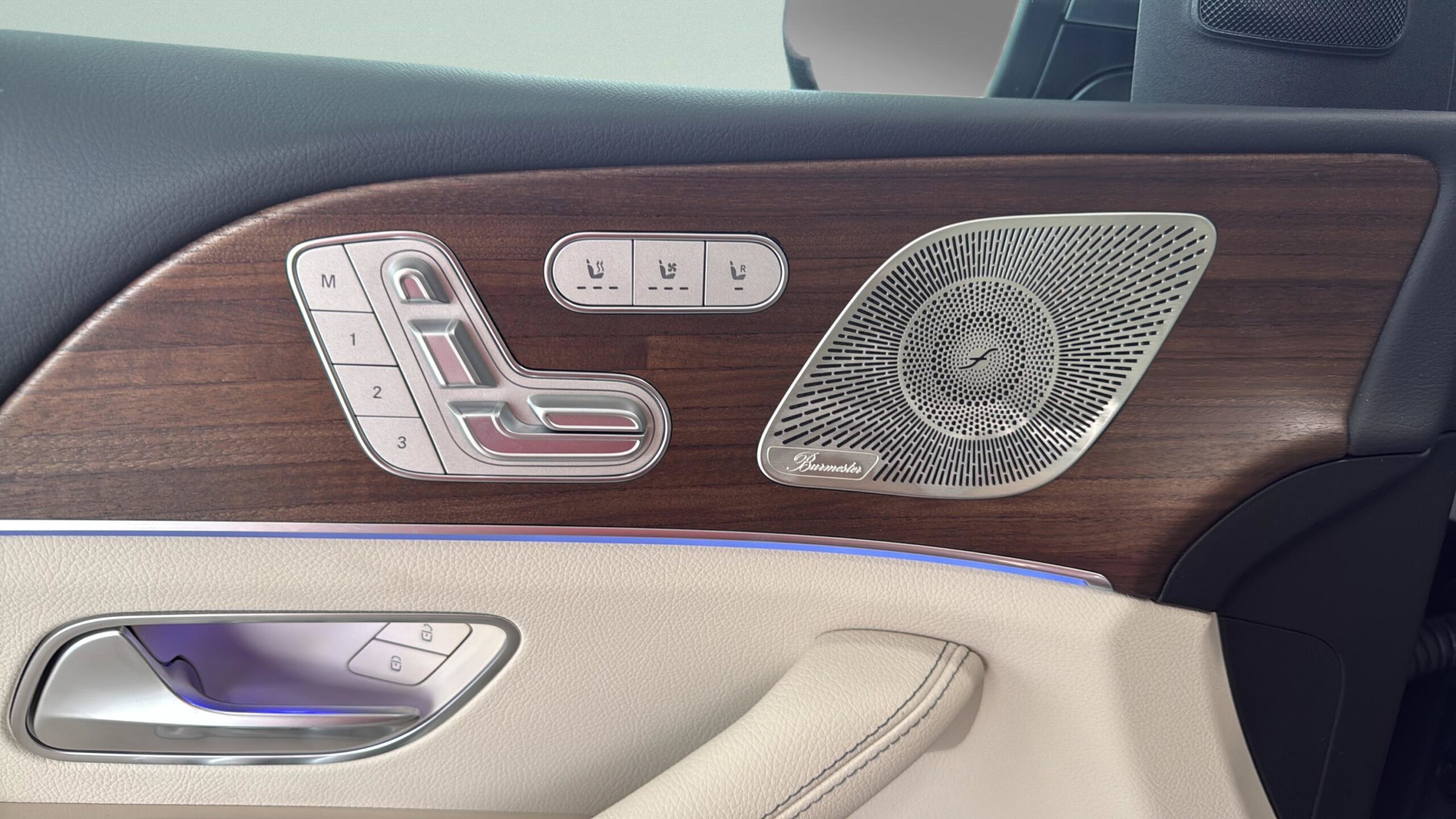 2026 Mercedes-Benz  GLS 450