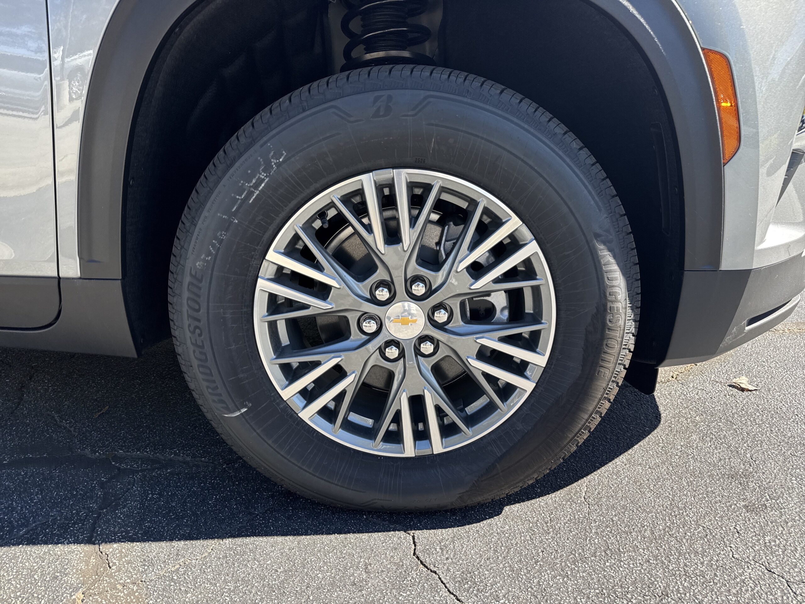 2026 Chevrolet Traverse FWD LT