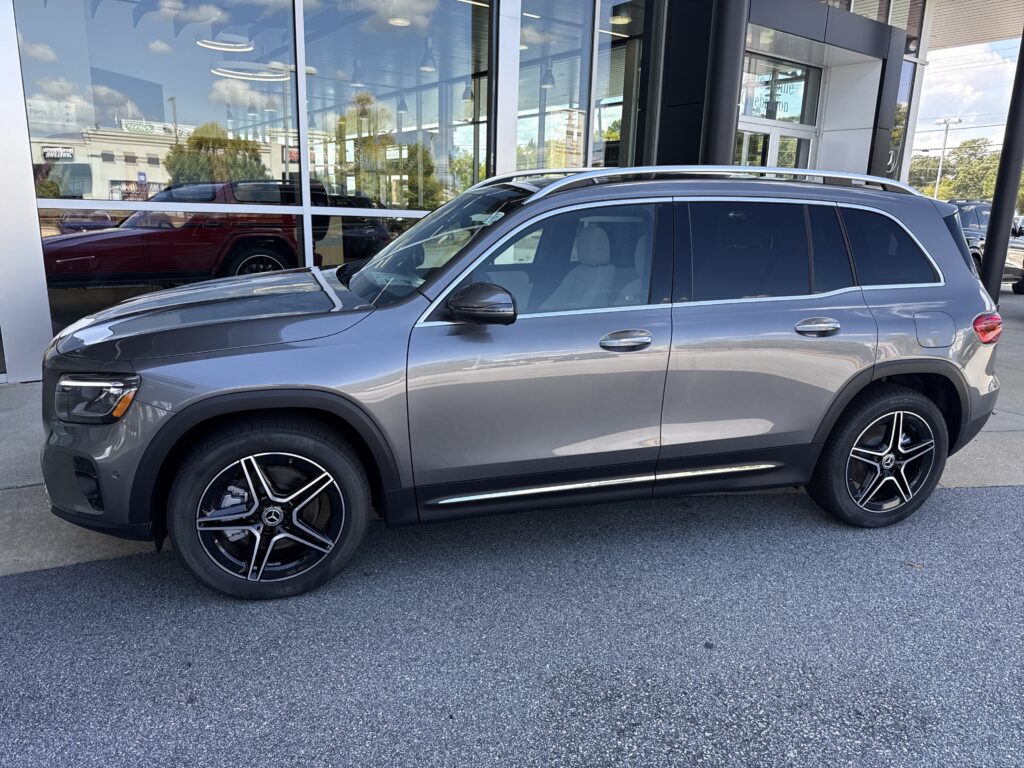 2026 Mercedes-Benz  GLB 250