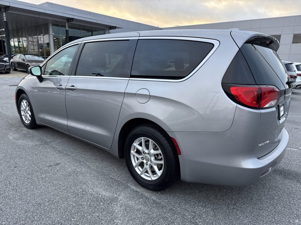 2017 Chrysler Pacifica LX