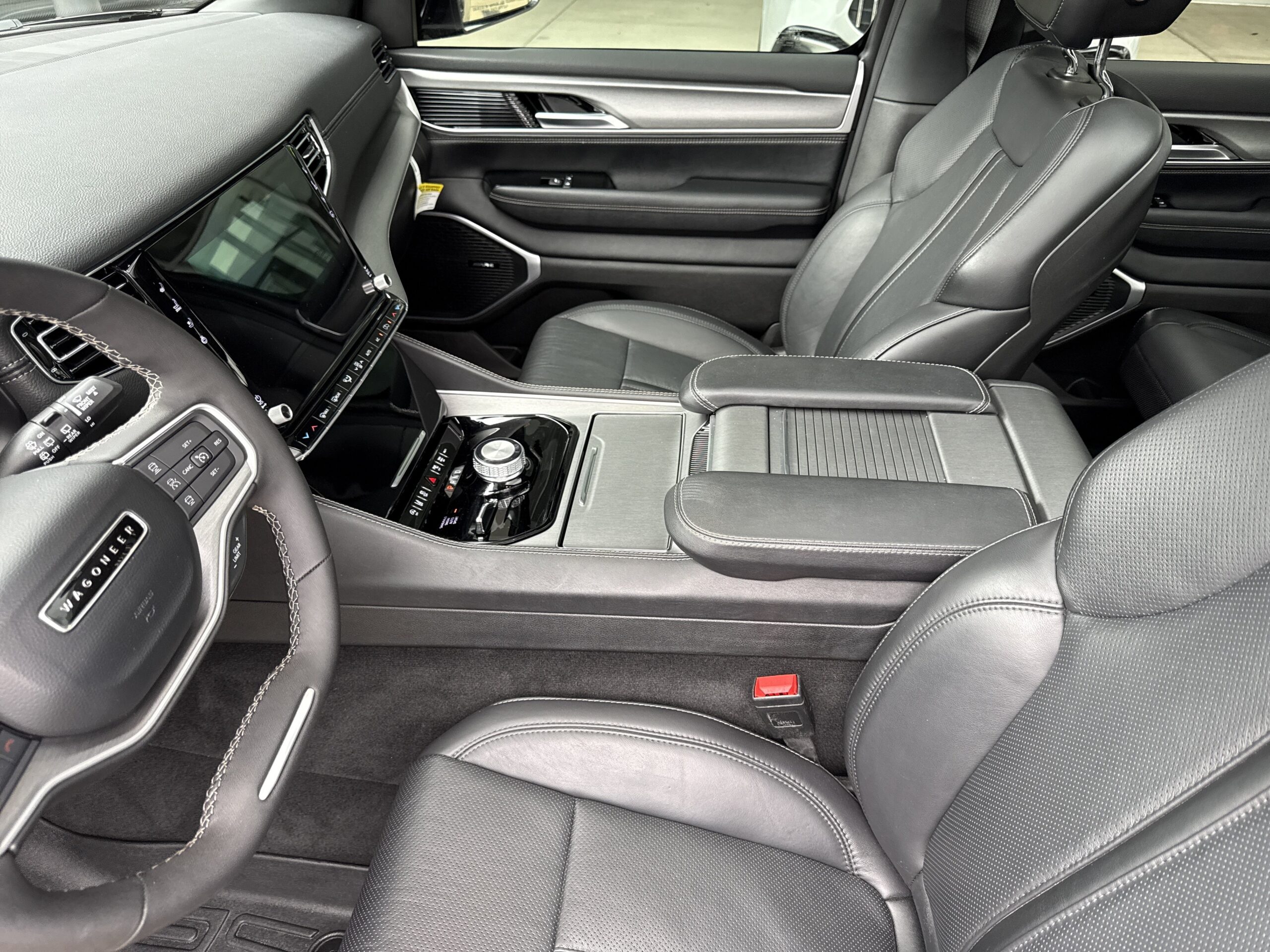 2025 Jeep Wagoneer Series II Carbide