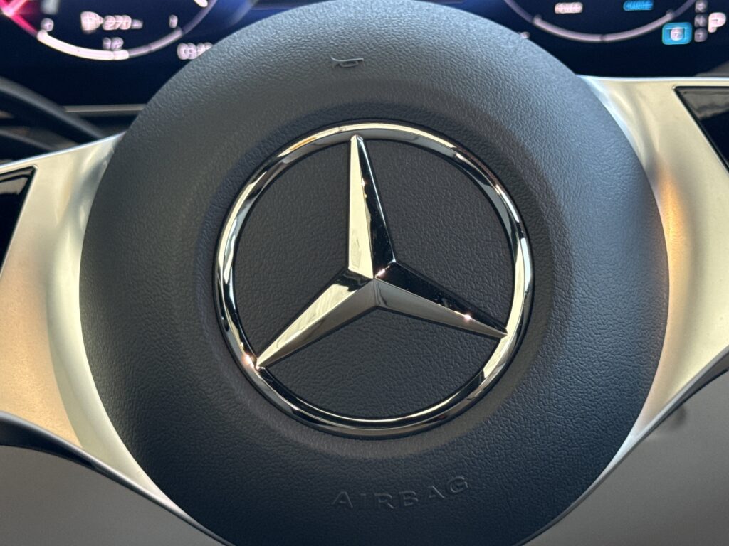 2024 Mercedes-Benz  C 300