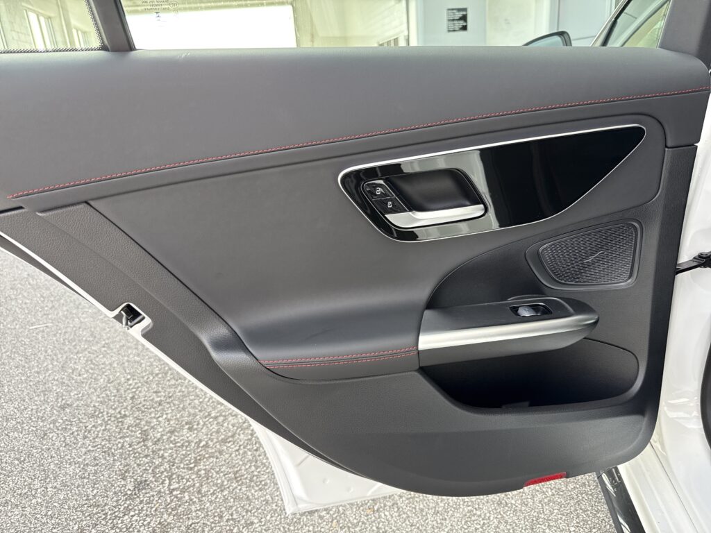 2024 Mercedes-Benz  AMG C 43