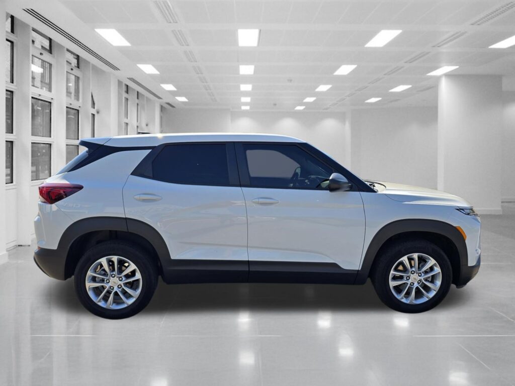 2025 Chevrolet Trailblazer LS