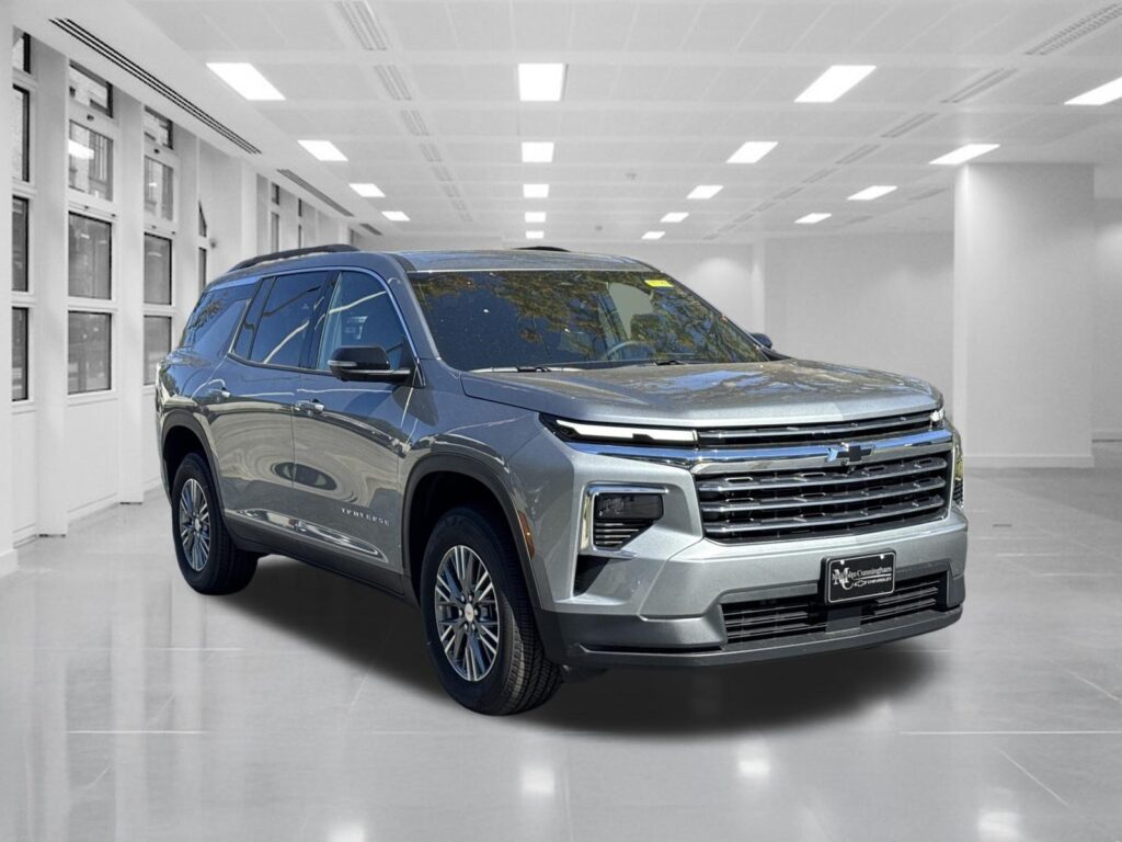 2026 Chevrolet Traverse FWD LT