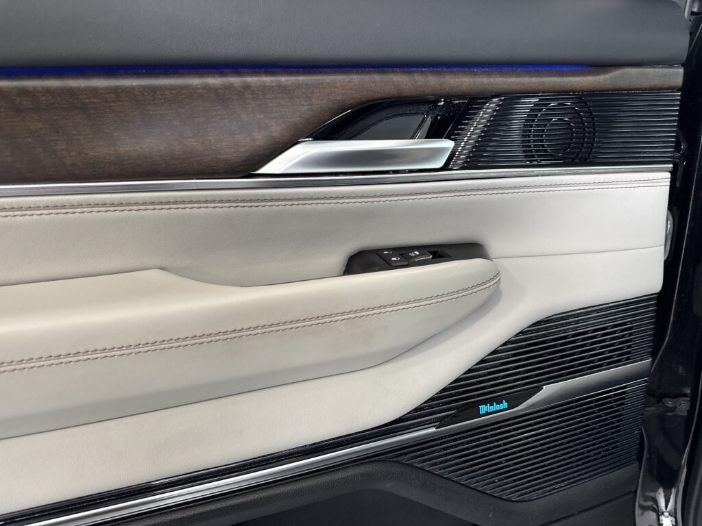 2024 Jeep Grand Wagoneer