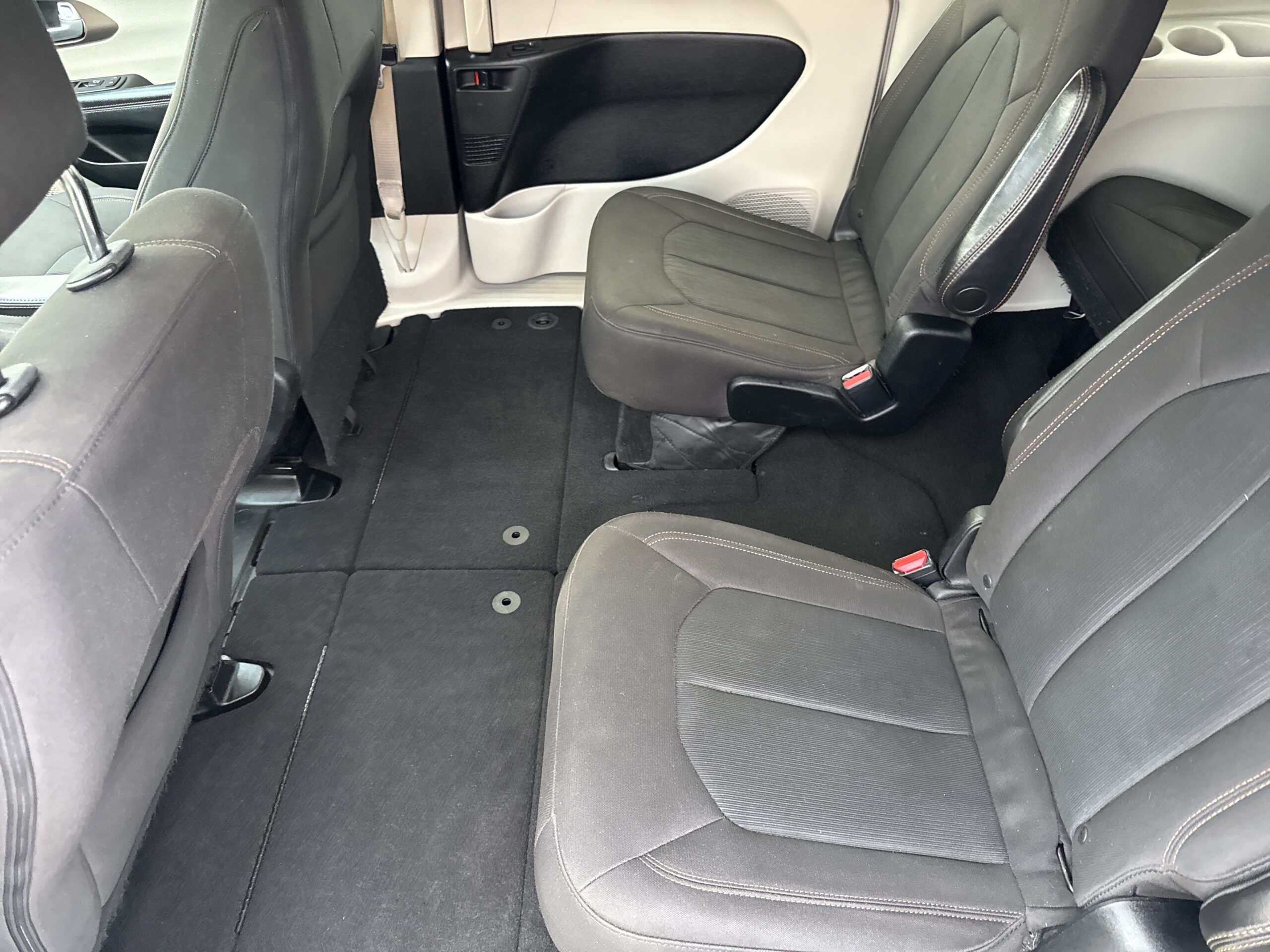 2017 Chrysler Pacifica LX