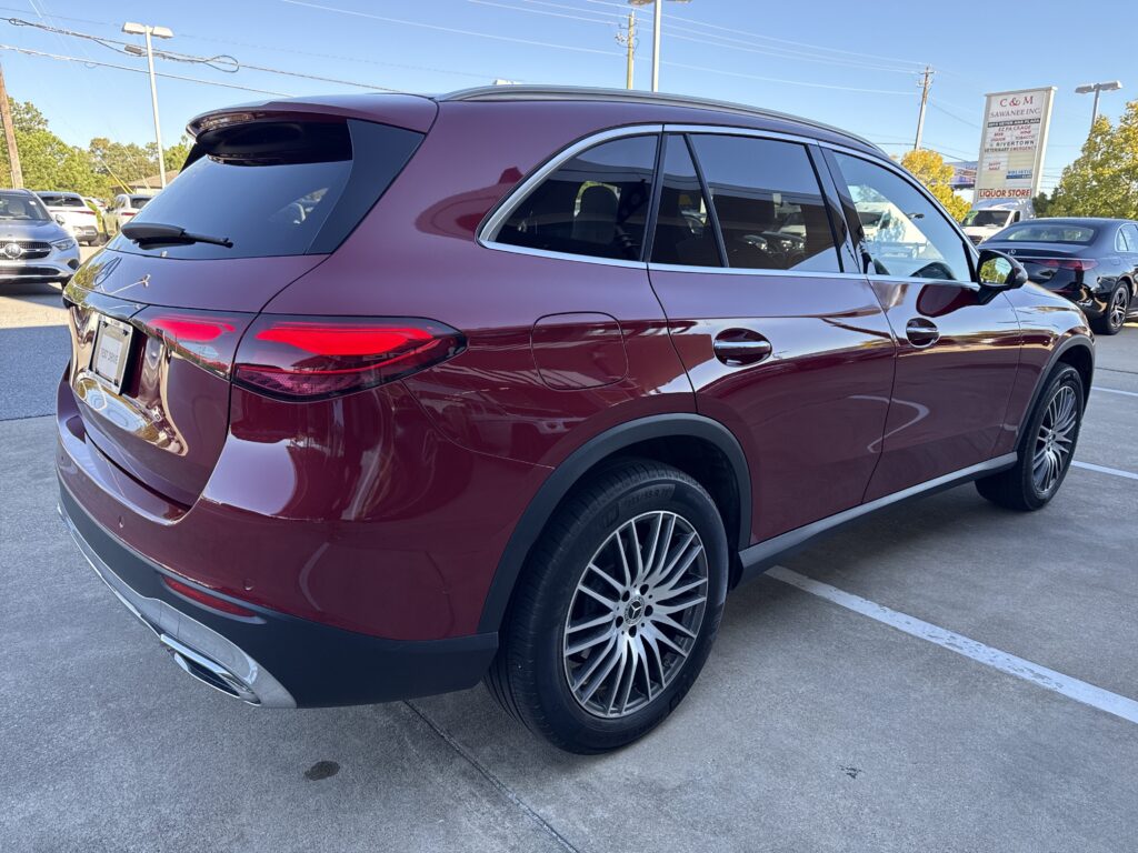 2024 Mercedes-Benz  GLC 300