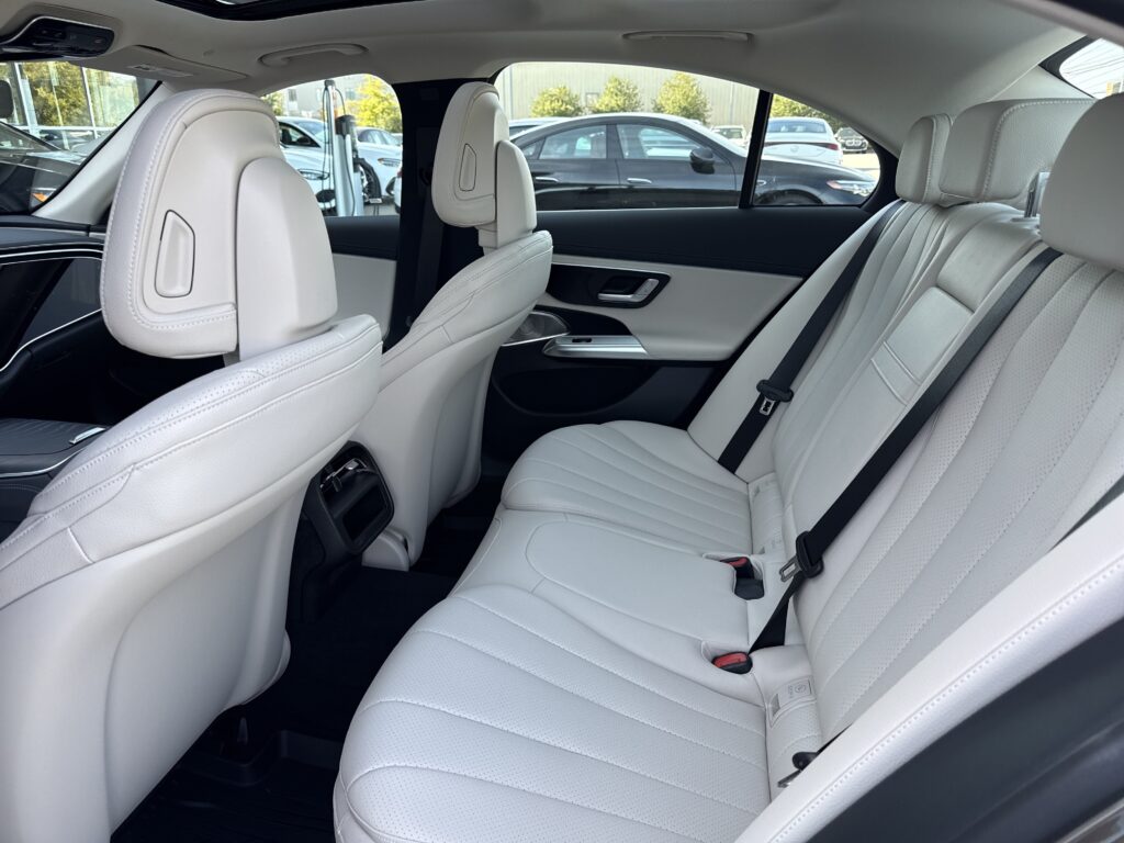 2027 Mercedes-Benz  E 450