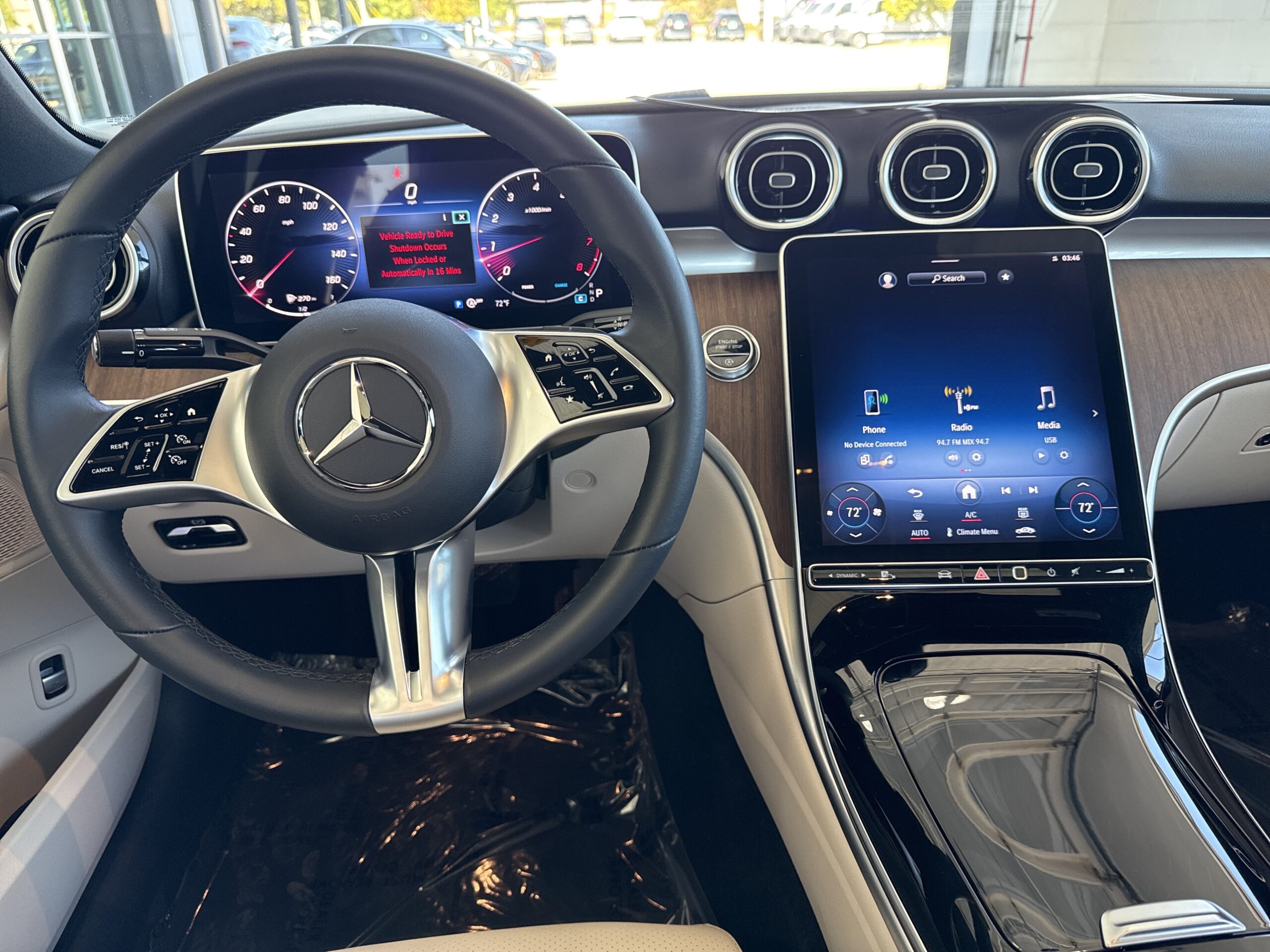2024 Mercedes-Benz  C 300