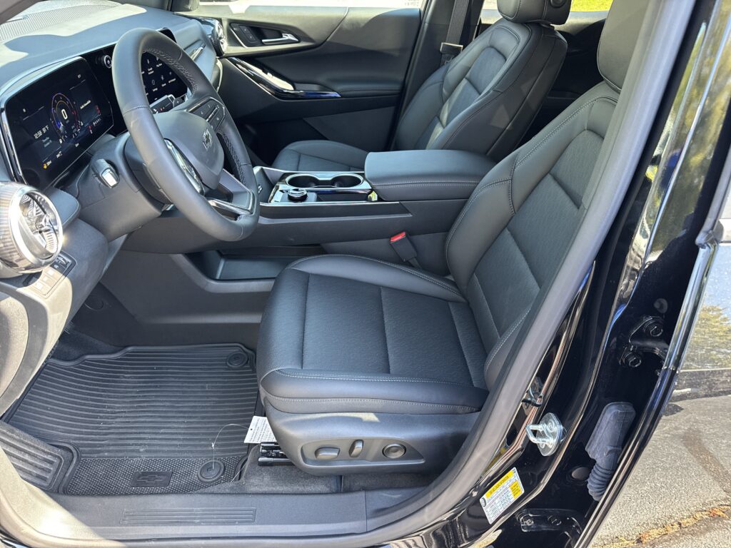 2027 Chevrolet Equinox AWD LT