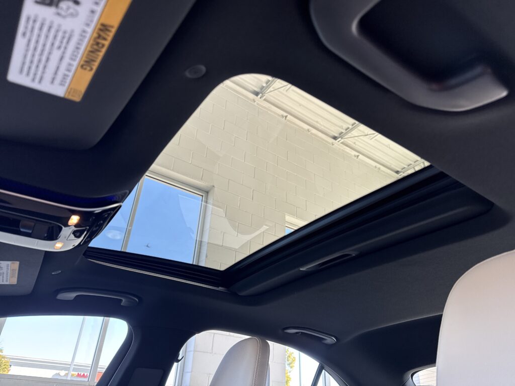2024 Mercedes-Benz  C 300