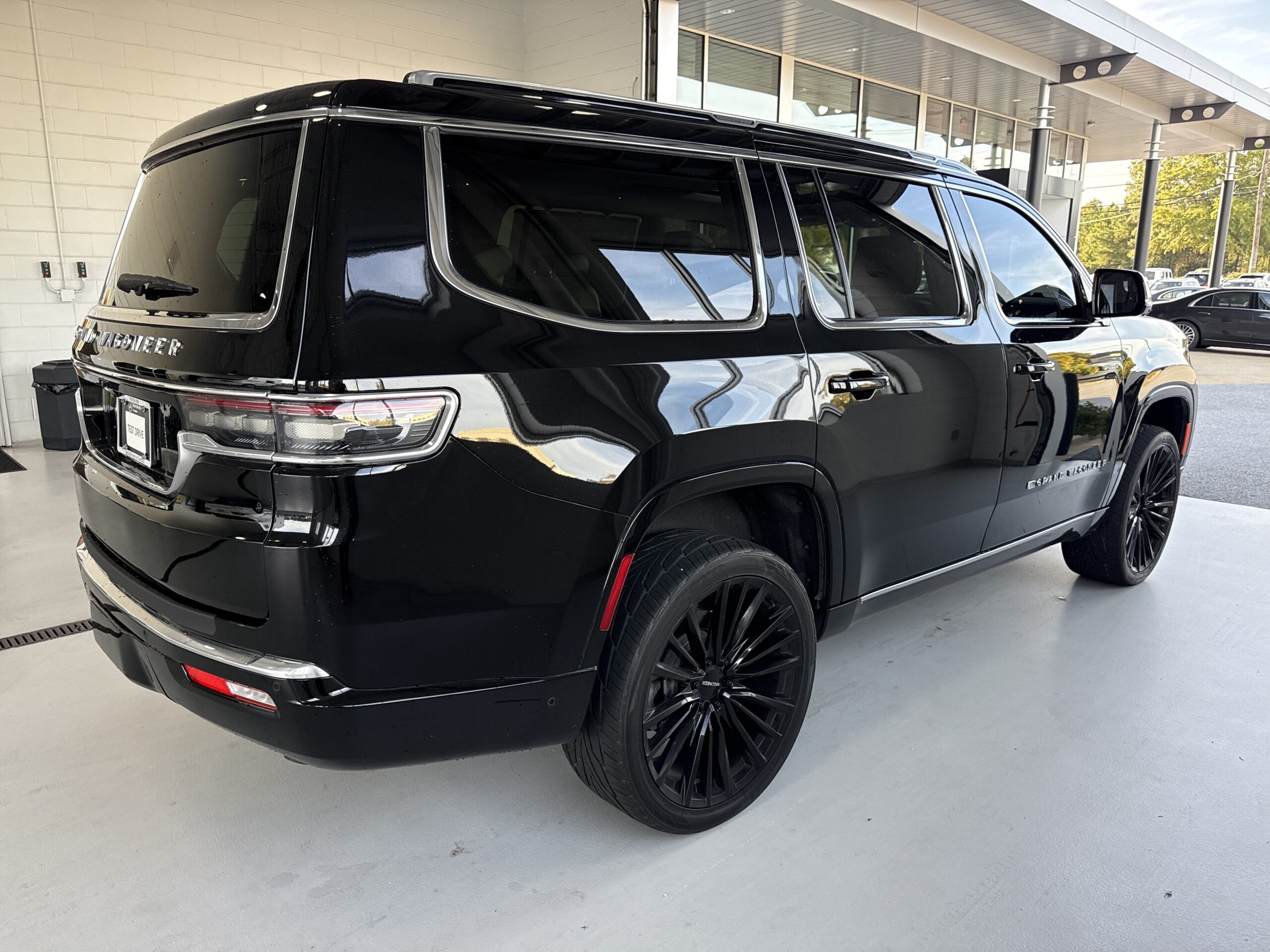 2024 Jeep Grand Wagoneer