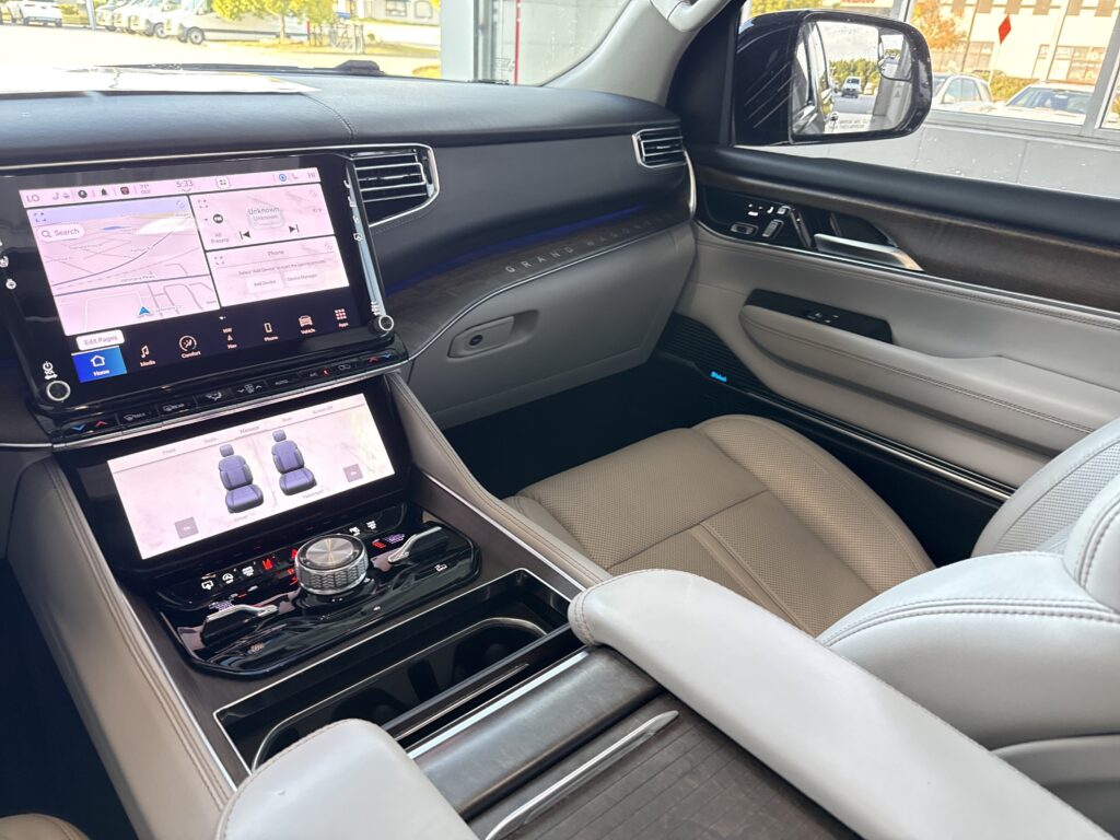 2024 Jeep Grand Wagoneer